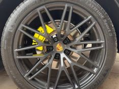 Porsche Macan 2.0 Turbo 2022/2022 CONCEPT MOTORS PASSO FUNDO / Carros no Vale