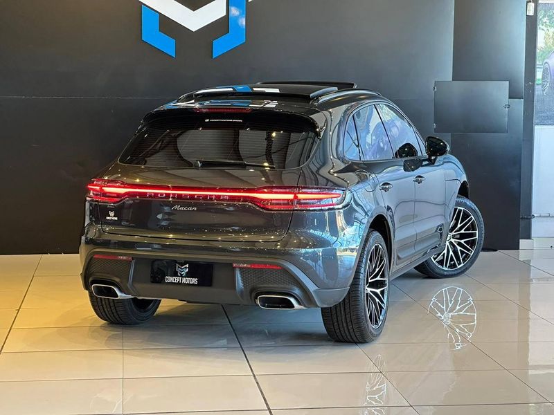 Porsche Macan 2.0 Turbo 2021/2022 CONCEPT MOTORS PASSO FUNDO / Carros no Vale