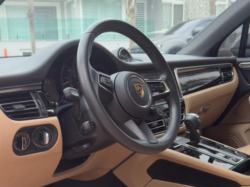 Porsche Macan 2.0 Turbo 2022/2022 CONCEPT MOTORS PASSO FUNDO / Carros no Vale