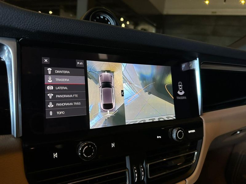 Porsche Macan 2.0 Turbo 2021/2022 CONCEPT MOTORS PASSO FUNDO / Carros no Vale