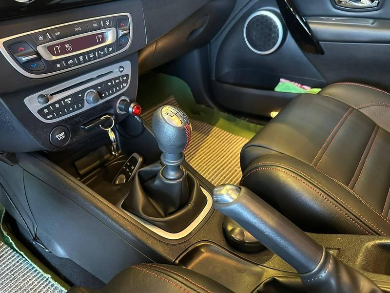 Renault Fluence Sedan GT SPORT 2012/2013 CONCEPT MOTORS PASSO FUNDO / Carros no Vale