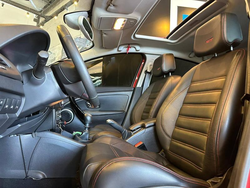 Renault Fluence Sedan GT SPORT 2012/2013 CONCEPT MOTORS PASSO FUNDO / Carros no Vale