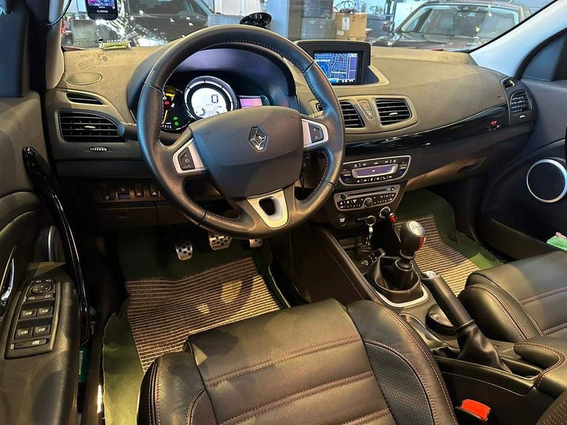 Renault Fluence Sedan GT SPORT 2012/2013 CONCEPT MOTORS PASSO FUNDO / Carros no Vale