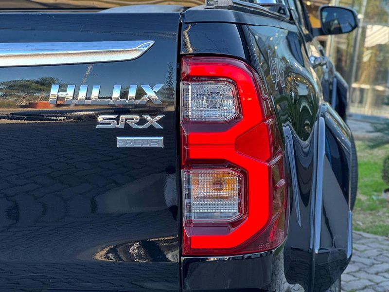 Toyota Hilux CD SRX Plus 4×4 2.8 TDI Die Aut. 2024/2024 CONCEPT MOTORS PASSO FUNDO / Carros no Vale