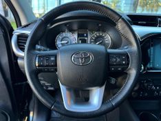 Toyota Hilux CD SRX Plus 4×4 2.8 TDI Die Aut. 2024/2024 CONCEPT MOTORS PASSO FUNDO / Carros no Vale
