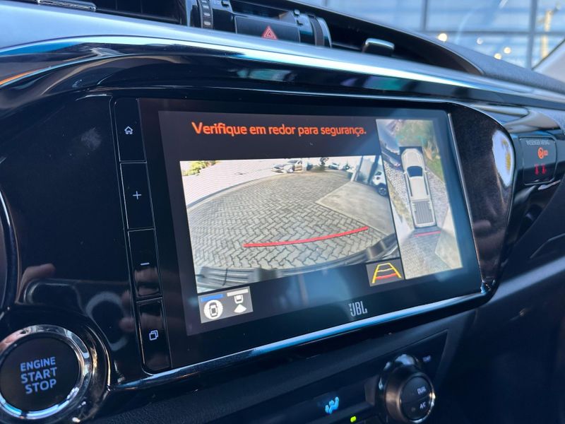 Toyota Hilux CD SRX Plus 4×4 2.8 TDI Die Aut. 2024/2024 CONCEPT MOTORS PASSO FUNDO / Carros no Vale