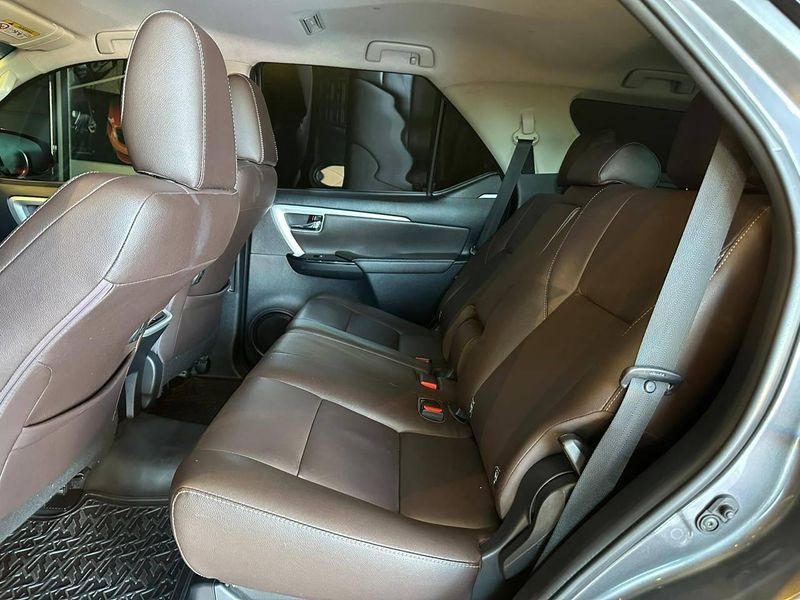 Toyota Hilux SW4 SRX 4×4 2.8 TDI 16V Dies Aut. 2019/2019 CONCEPT MOTORS PASSO FUNDO / Carros no Vale