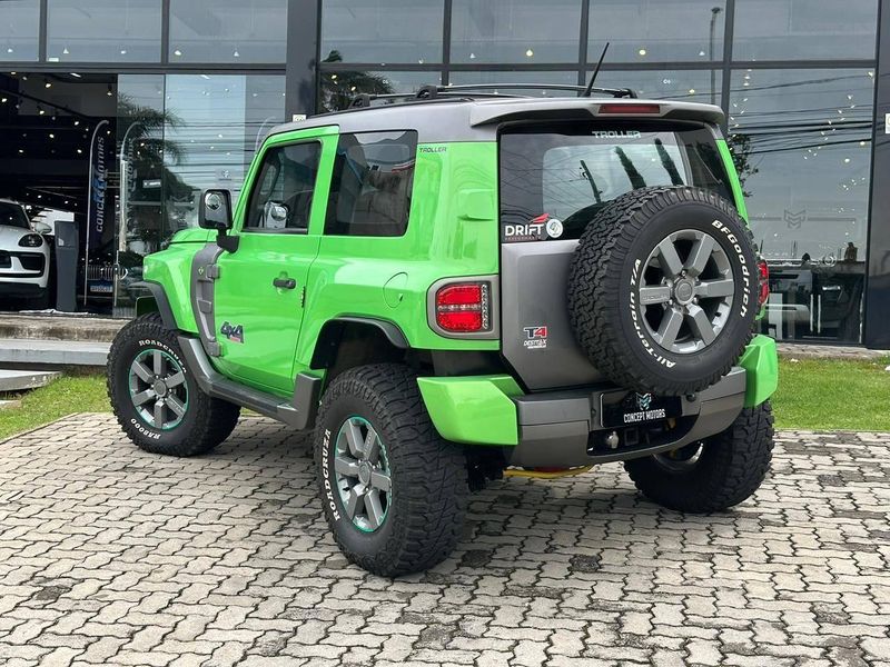 Troller T4 4×4 3.2 20V Tdi Cap RÃ­gida Diesel 2015/2015 CONCEPT MOTORS PASSO FUNDO / Carros no Vale