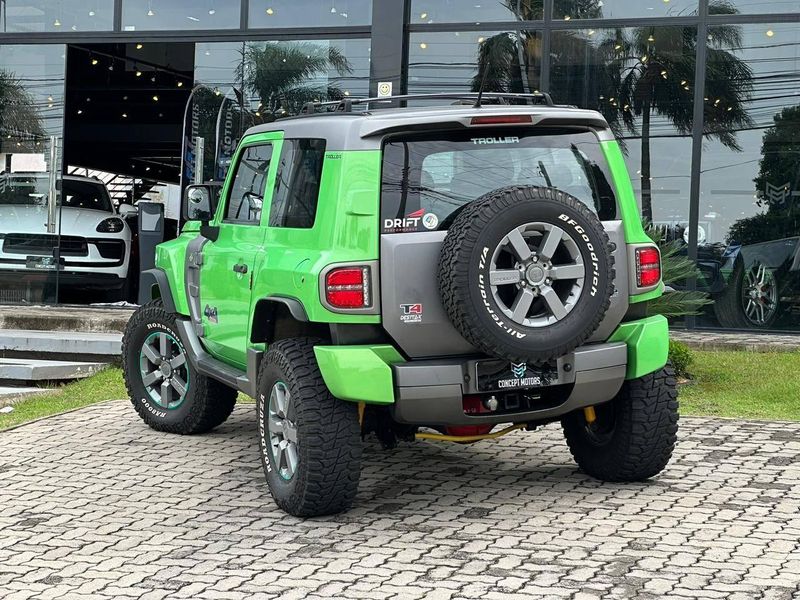 Troller T4 4×4 3.2 20V Tdi Cap RÃ­gida Diesel 2015/2015 CONCEPT MOTORS PASSO FUNDO / Carros no Vale