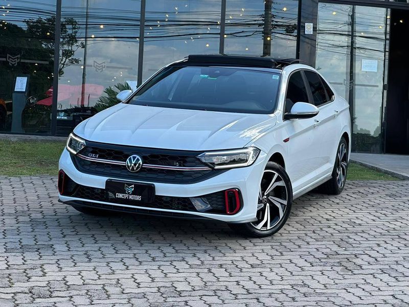 Volkswagen Jetta GLI 350 TSI 2.0 16V 4p Aut. 2024/2024 CONCEPT MOTORS PASSO FUNDO / Carros no Vale
