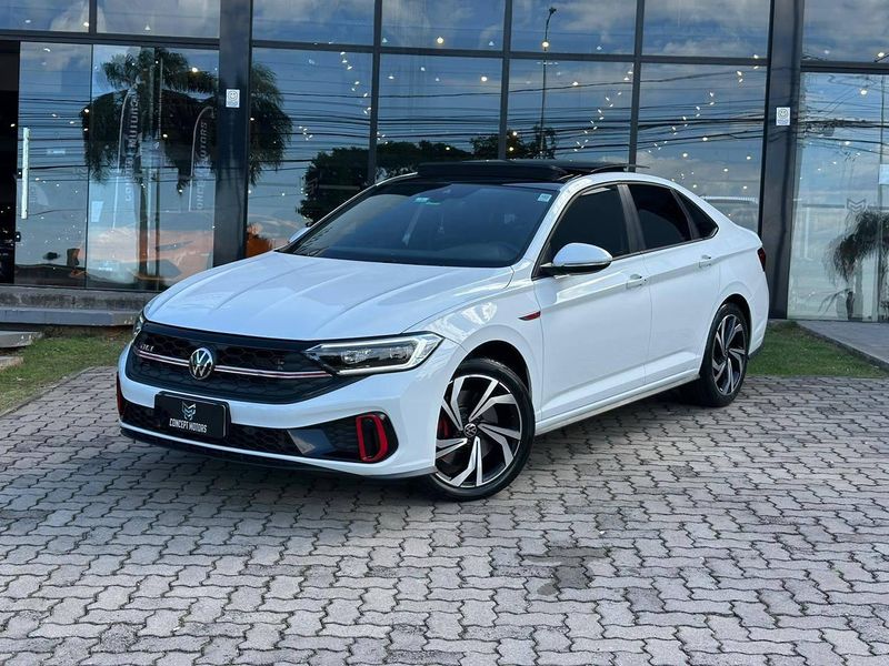 Volkswagen Jetta GLI 350 TSI 2.0 16V 4p Aut. 2024/2024 CONCEPT MOTORS PASSO FUNDO / Carros no Vale
