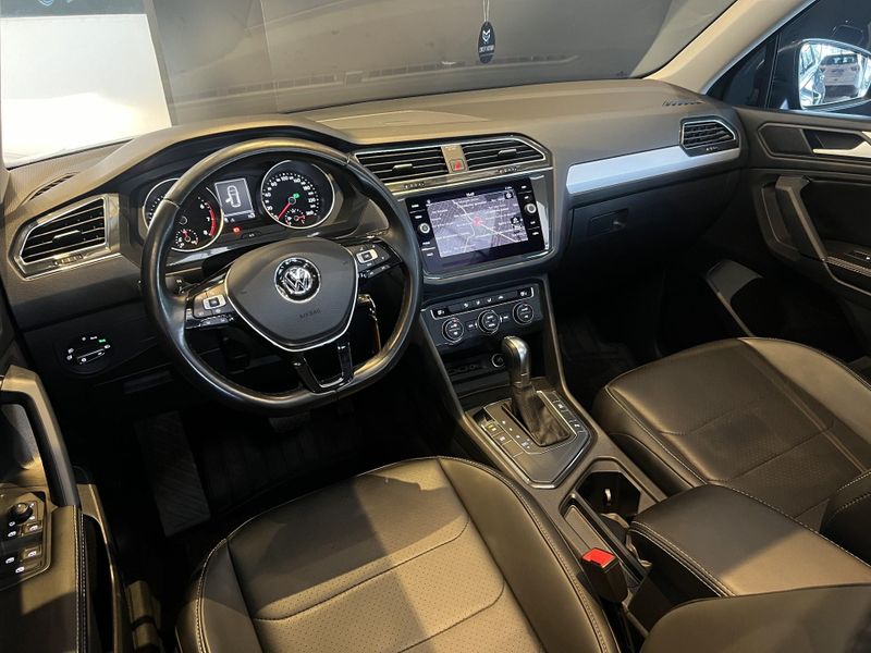 Volkswagen Tiguan Allspac 250 TSI 1.4 Flex 2019/2019 CONCEPT MOTORS PASSO FUNDO / Carros no Vale