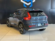 Volvo XC40 T-5 INSCRIPTION 1.5 FWD (HÃ­brido) 2021/2022 CONCEPT MOTORS PASSO FUNDO / Carros no Vale