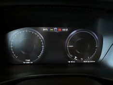 Volvo XC40 T-5 INSCRIPTION 1.5 FWD (HÃ­brido) 2021/2022 CONCEPT MOTORS PASSO FUNDO / Carros no Vale