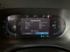 Volvo XC60 T-8 INSC EXPRESS 2.0 (HÃ­brido) 2021/2022 CONCEPT MOTORS PASSO FUNDO / Carros no Vale