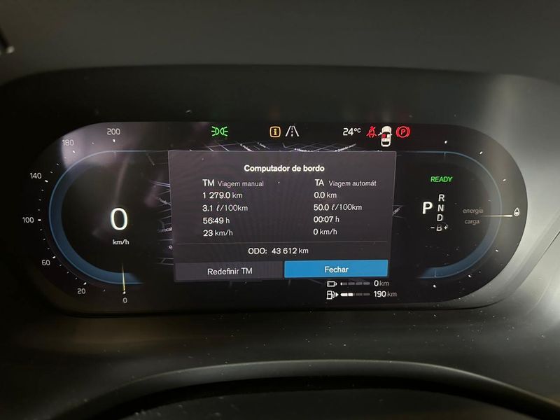 Volvo XC60 T-8 INSC EXPRESS 2.0 (HÃ­brido) 2021/2022 CONCEPT MOTORS PASSO FUNDO / Carros no Vale