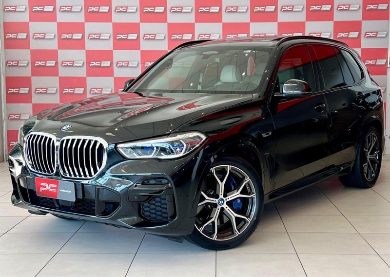 BMW X5 XDRIVE 45e 3.0 M.Sport (Híb.) 2021/2022 PC VEÍCULOS SANTA CRUZ DO SUL / Carros no Vale