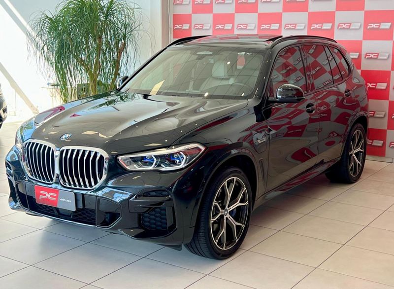 BMW X5 XDRIVE 45e 3.0 M.Sport (Híb.) 2021/2022 PC VEÍCULOS SANTA CRUZ DO SUL / Carros no Vale