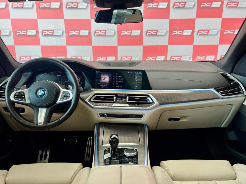 BMW X5 XDRIVE 45e 3.0 M.Sport (Híb.) 2021/2022 PC VEÍCULOS SANTA CRUZ DO SUL / Carros no Vale