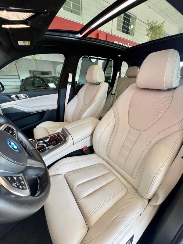 BMW X5 XDRIVE 45e 3.0 M.Sport (Híb.) 2021/2022 PC VEÍCULOS SANTA CRUZ DO SUL / Carros no Vale