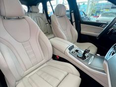 BMW X5 XDRIVE 45e 3.0 M.Sport (Híb.) 2021/2022 PC VEÍCULOS SANTA CRUZ DO SUL / Carros no Vale