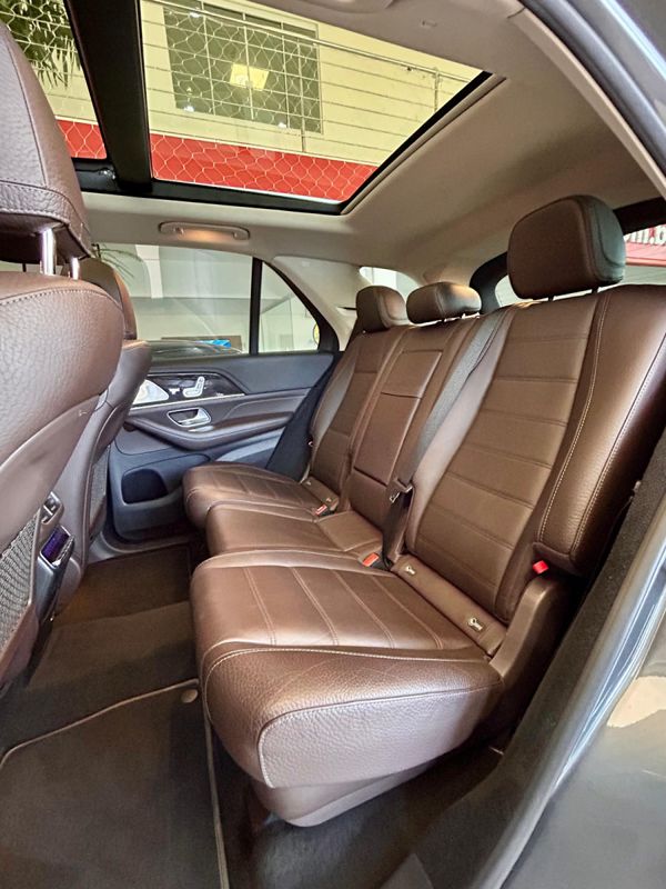 Mercedes-Benz GLE-400 3.0 TB 4MATIC 2021/2022 PC VEÍCULOS SANTA CRUZ DO SUL / Carros no Vale