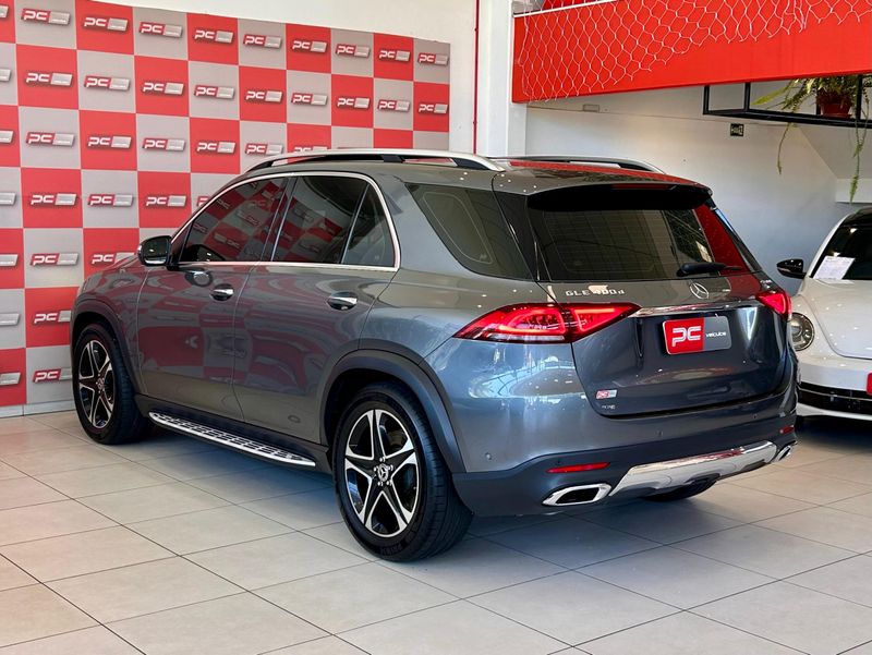 Mercedes-Benz GLE-400 3.0 TB 4MATIC 2021/2022 PC VEÍCULOS SANTA CRUZ DO SUL / Carros no Vale