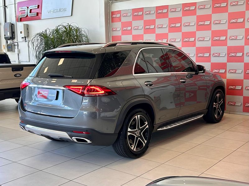 Mercedes-Benz GLE-400 3.0 TB 4MATIC 2021/2022 PC VEÍCULOS SANTA CRUZ DO SUL / Carros no Vale