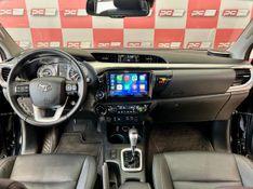 Toyota Hilux CD SRX 4×4 2.8 TDI 16V 2022/2023 PC VEÍCULOS SANTA CRUZ DO SUL / Carros no Vale