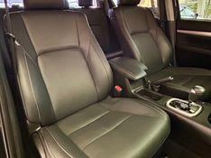 Toyota Hilux CD SRX 4×4 2.8 TDI 16V 2022/2023 PC VEÍCULOS SANTA CRUZ DO SUL / Carros no Vale