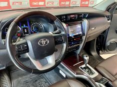 Toyota Hilux SW4 SRX 4×4 2.8 TDI 16V Dies 2017/2017 PC VEÍCULOS SANTA CRUZ DO SUL / Carros no Vale