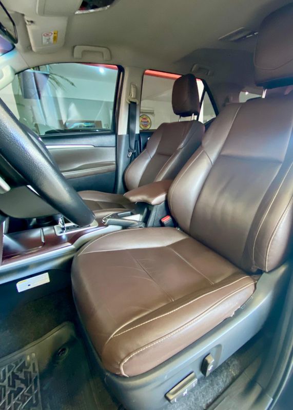 Toyota Hilux SW4 SRX 4×4 2.8 TDI 16V Dies 2017/2017 PC VEÍCULOS SANTA CRUZ DO SUL / Carros no Vale