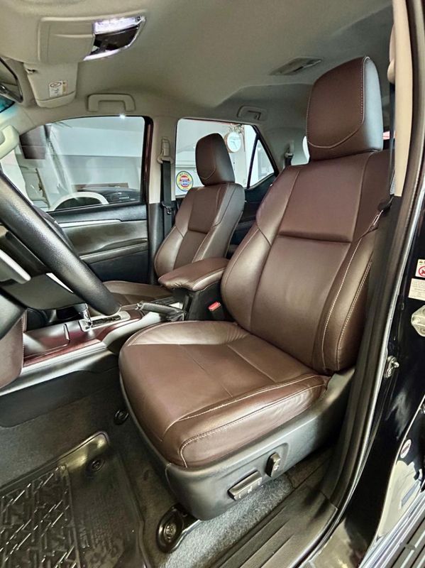 Toyota Hilux SW4 SRX 4×4 2.8 TDI 16V Dies 2018/2019 PC VEÍCULOS SANTA CRUZ DO SUL / Carros no Vale