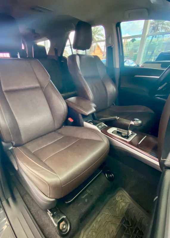 Toyota Hilux SW4 SRX 4×4 2.8 TDI 16V Dies 2017/2017 PC VEÍCULOS SANTA CRUZ DO SUL / Carros no Vale