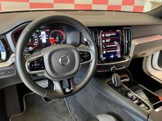 Volvo S60 T-8 R-DESIGN 2.0 407cv (Híbrido) 2019/2020 PC VEÍCULOS SANTA CRUZ DO SUL / Carros no Vale