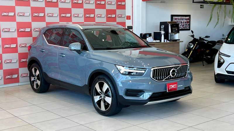 Volvo XC 40 T-5 INSC EXPRE 1.5 FWD (Híbrido) 2021/2022 PC VEÍCULOS SANTA CRUZ DO SUL / Carros no Vale