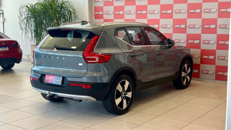 Volvo XC 40 T-5 INSC EXPRE 1.5 FWD (Híbrido) 2021/2022 PC VEÍCULOS SANTA CRUZ DO SUL / Carros no Vale