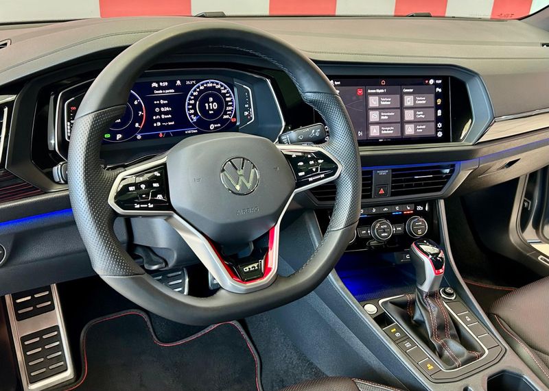 VOLKSWAGEN JETTA GLI 350 TSI 2.0 16V 2023/2023 PC VEÍCULOS SANTA CRUZ DO SUL / Carros no Vale