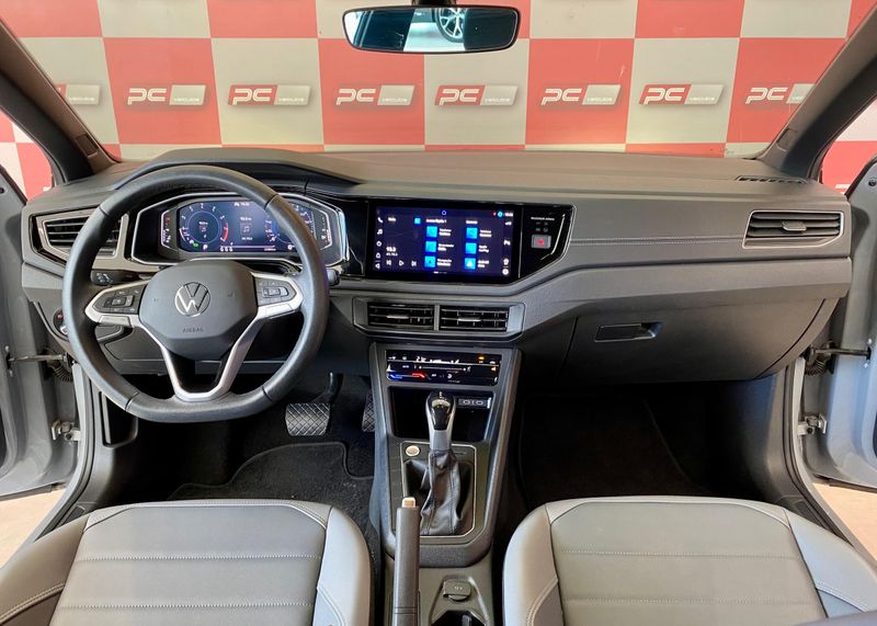 VOLKSWAGEN Nivus Highline 1.0 200 TSI 2023/2024 PC VEÍCULOS SANTA CRUZ DO SUL / Carros no Vale VOLKSWAGEN Nivus Highline 1.0 200 TSI 2023/2024 PC VEÍCULOS SANTA CRUZ DO SUL / Carros no Vale