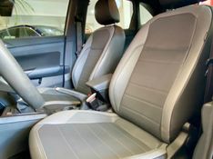 VOLKSWAGEN Nivus Highline 1.0 200 TSI 2023/2024 PC VEÍCULOS SANTA CRUZ DO SUL / Carros no Vale