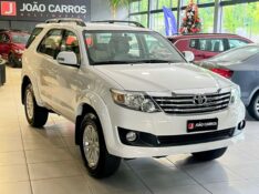 TOYOTA HILUX SW4 2.7 SR 4X2 16V FLEX 4P AUTOMÁTICO 2014/2014 JOÃO CARROS MULTIMARCAS GUAPORÉ / Carros no Vale
