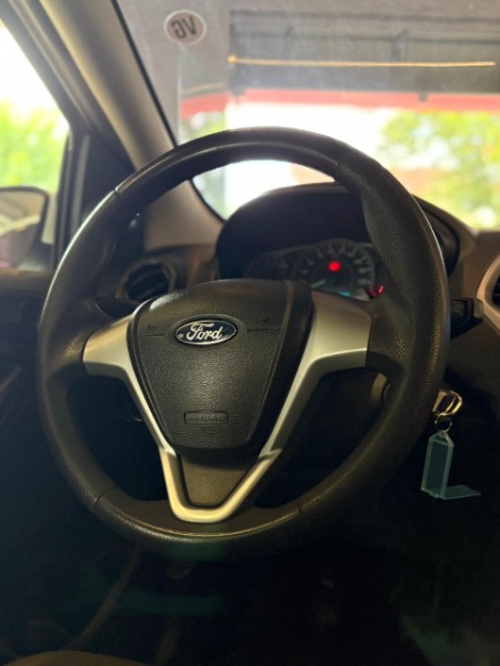 FORD KA 1.0 SE 2018/2019 JM AUTOMÓVEIS VENÂNCIO AIRES / Carros no Vale
