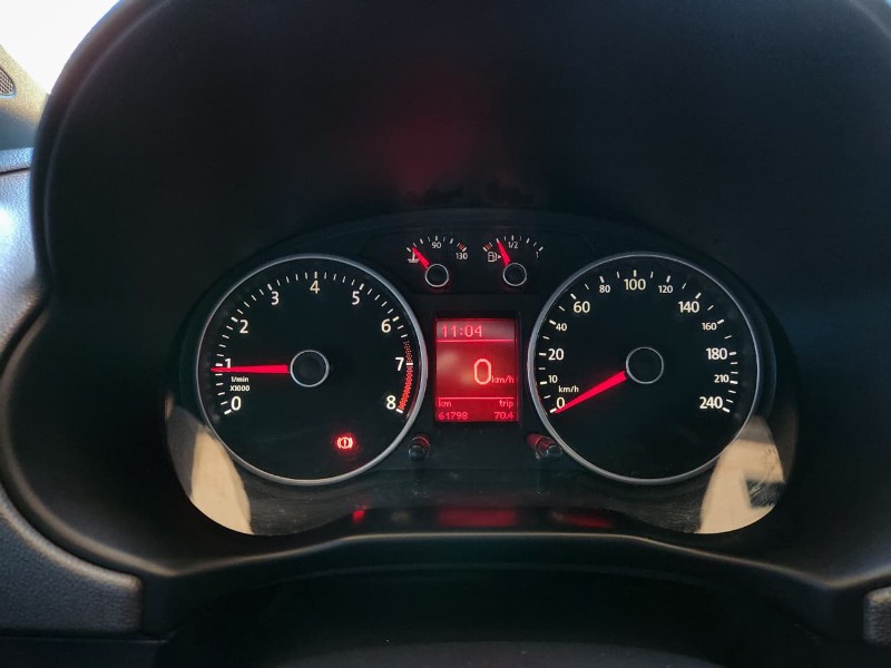 VOLKSWAGEN SAVEIRO CROSS 1.6 CE 2014/2015 TS VEÍCULOS ANTA GORDA / Carros no Vale