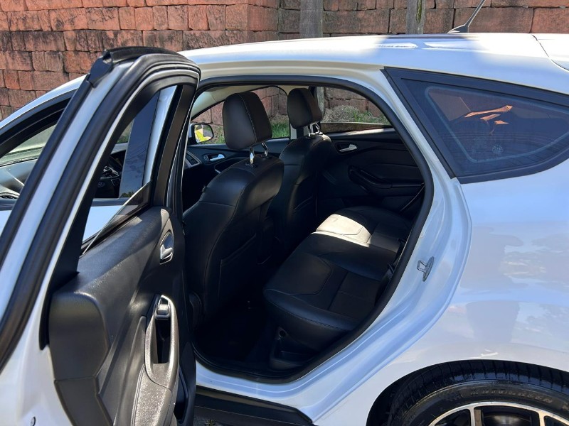 FORD FOCUS FASTBACK SE/SE PLUS 2.0 2016/2016 LS MULTIMARCAS VENÂNCIO AIRES / Carros no Vale FORD FOCUS FASTBACK SE/SE PLUS 2.0 2016/2016 LS MULTIMARCAS VENÂNCIO AIRES / Carros no Vale