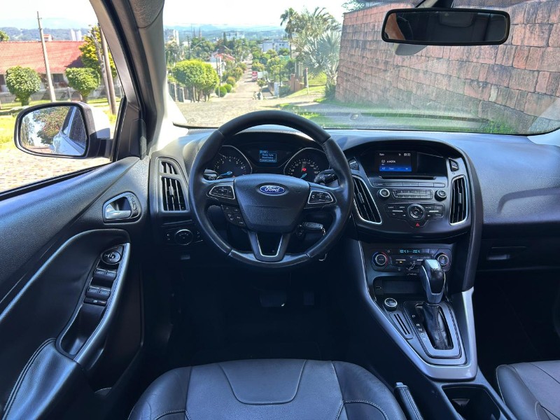 FORD FOCUS FASTBACK SE/SE PLUS 2.0 2016/2016 LS MULTIMARCAS VENÂNCIO AIRES / Carros no Vale FORD FOCUS FASTBACK SE/SE PLUS 2.0 2016/2016 LS MULTIMARCAS VENÂNCIO AIRES / Carros no Vale