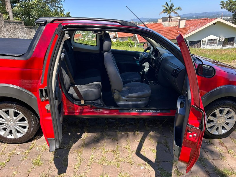 FIAT STRADA WORKING 1.4 MPI FIRE FLEX 8V CD 2016/2016 LS MULTIMARCAS VENÂNCIO AIRES / Carros no Vale