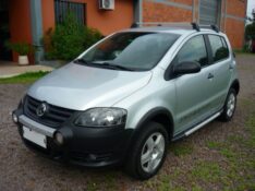 VOLKSWAGEN CROSSFOX 1.6 MI 2009/2009 PREMIUM AUTOMÓVEIS ARROIO DO MEIO / Carros no Vale