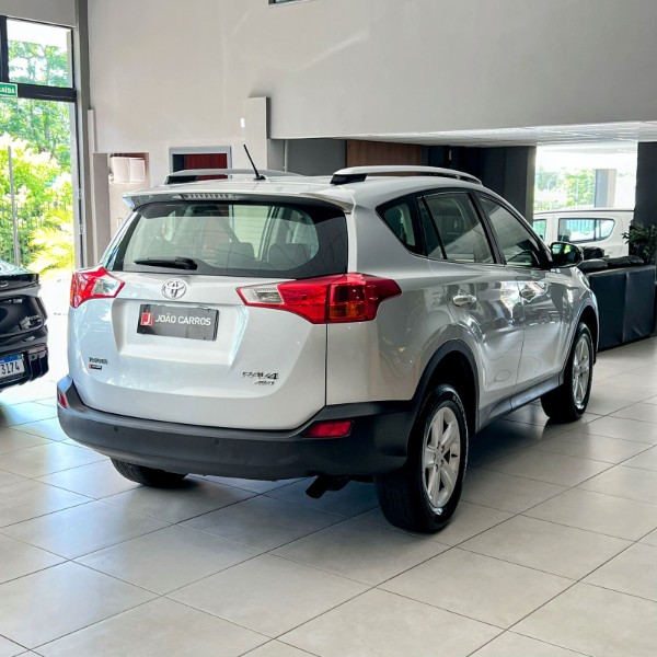 TOYOTA RAV4 2.0 4X4 16V 2014/2014 JOÃO CARROS MULTIMARCAS GUAPORÉ / Carros no Vale
