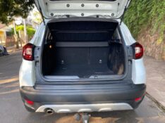 RENAULT CAPTUR ZEN 1.6 2017/2018 ESTAÇÃO DO CARRO ESTRELA / Carros no Vale