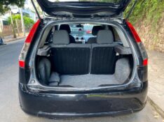 FORD FIESTA SE 1.0 2014/2014 ESTAÇÃO DO CARRO ESTRELA / Carros no Vale